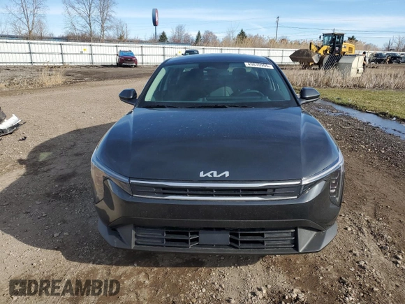 2025 Kia K4 LXS with VIN 3KPFT4DE6SE032041, listed as a Copart auction lot 49870905 with 1,996 mi miles and Salvage Title. Bid and sale history available at carsss.com. Image 5.