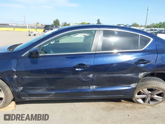 2014 Acura ILX with VIN 19VDE1F31EE004253, listed as a IAAI auction lot 41997152 with 126,788 mi miles. Bid and sale history available at carsss.com. Image 14.