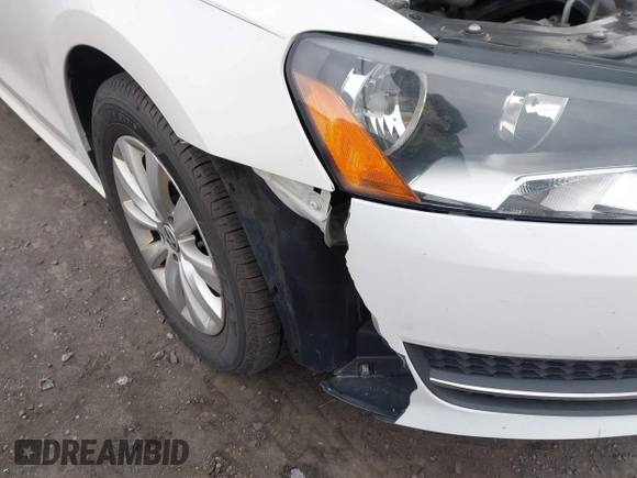 2013 Volkswagen Passat S with VIN 1VWAP7A32DC032497, listed as a IAAI auction lot 41928869 with 215,220 mi miles and . Bid and sale history available at DreamBid. Image 6.
