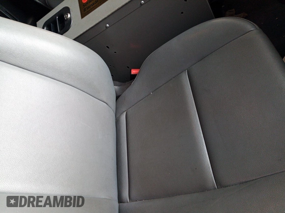2019 Ford Transit with VIN 1FTYR1YM6KKA19827, listed as a IAAI auction lot 42815344 with 80,995 mi miles and . Bid and sale history available at DreamBid. Image 20.