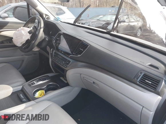 2022 Honda Pilot Special Edition with VIN 5FNYF6H24NB062410, listed as a IAAI auction lot 41631993 with 26,872 mi miles. Bid and sale history available at carsss.com. Image 5.