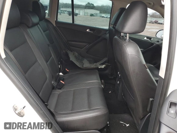 2014 Volkswagen Tiguan SE with VIN WVGAV3AX9EW549330, listed as a Copart auction lot 86750414 with 122,622 mi miles and Clean title. Bid and sale history available at DreamBid. Image 11.