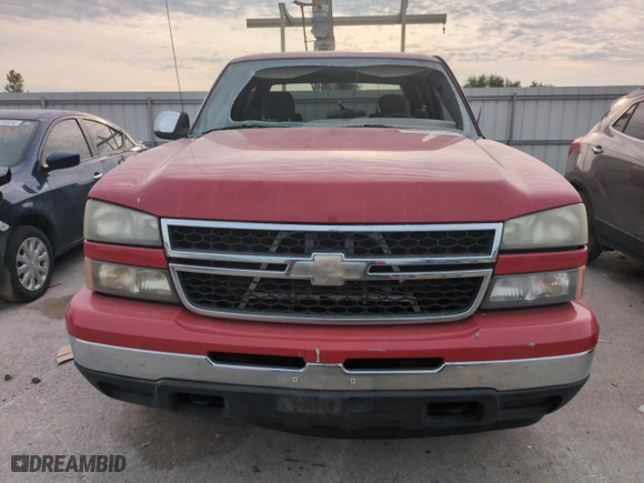 2007 Chevrolet Silverado 1500 Classic LS with VIN 2GCEK13V671167846, listed as a Copart auction lot 67841754 with 212,275 mi miles and Salvage Title. Bid and sale history available at carsss.com. Image 5.