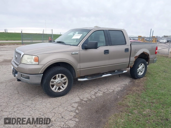 2004 Ford F-150 XLT with VIN 1FTPW145X4KD20526, listed as a IAAI auction lot 41959462 with 166,545 mi miles. Bid and sale history available at carsss.com. Image 2.