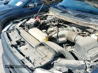 2023 Ford F-150 XL z VIN 1FTEW1C5XPFC27818, wystawiony jako IAAI lot #42725090 z przebiegiem 46 685 mil mil oraz . Historia ofert i sprzedaży dostępna na DreamBid. Obrazek 19.