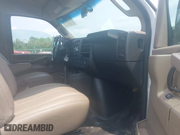 2021 Chevrolet Express Cargo with VIN 1GCWGAF7XM1179003, listed as a IAAI auction lot 42434171 with 54,473 mi miles and . Bid and sale history available at DreamBid. Image 5.