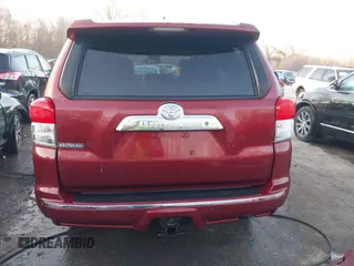 2013 Toyota 4Runner SR5 with VIN JTEBU5JR0D5114396, listed as a IAAI auction lot 41784162 with 283,068 mi miles and . Bid and sale history available at DreamBid. Image 17.