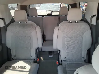 2018 Chevrolet Traverse LT Cloth with VIN 1GNERGKW6JJ242459, listed as a Copart auction lot 58420105 with 98,586 mi miles and Salvage title. Bid and sale history available at DreamBid. Image 10.