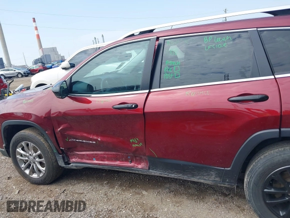 2021 Jeep Cherokee Altitude z VIN 1C4PJMLB2MD217547, wystawiony jako IAAI lot #42256241 z przebiegiem 68 479 mil mil oraz . Historia ofert i sprzedaży dostępna na DreamBid. Obrazek 6.
