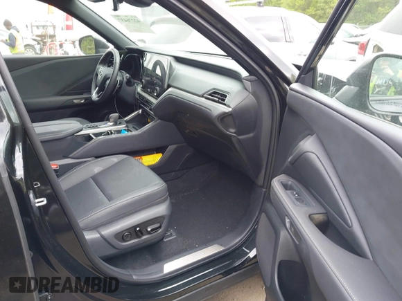 2025 Lexus TX 350 with VIN 5TDAAAB64SS026934, listed as a IAAI auction lot 42276437 with 2,007 mi miles and . Bid and sale history available at DreamBid. Image 5.