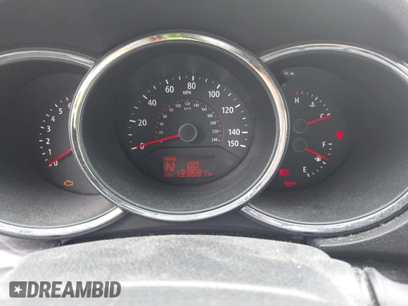 2011 Kia Sorento LX with VIN 5XYKTCA17BG172032, listed as a IAAI auction lot 42227728 with 133,681 mi miles and . Bid and sale history available at carsss.com. Image 7.