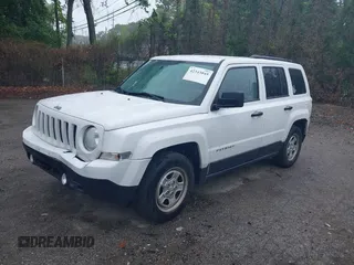 2016 Jeep Patriot Sport with VIN 1C4NJPBB8GD677732, listed as a IAAI auction lot 42343045 with 179,249 mi miles and . Bid and sale history available at DreamBid. Image 2.
