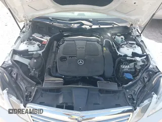 2013 Mercedes-Benz E 350 Luxury z VIN WDDHF5KB9DA733604, wystawiony jako IAAI lot #42514039 z przebiegiem 131 047 mil mil oraz . Historia ofert i sprzedaży dostępna na DreamBid. Obrazek 10.