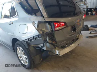 2024 Chevrolet Equinox LT z VIN 3GNAXKEG8RS238242, wystawiony jako IAAI lot #42175329 z przebiegiem 19 396 mil mil oraz . Historia ofert i sprzedaży dostępna na DreamBid. Obrazek 6.