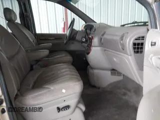 2000 Chrysler Town & Country Limited with VIN 1C4GP64L6YB609675, listed as a IAAI auction lot 41980552 with 183,181 mi miles and . Bid and sale history available at DreamBid. Image 5.