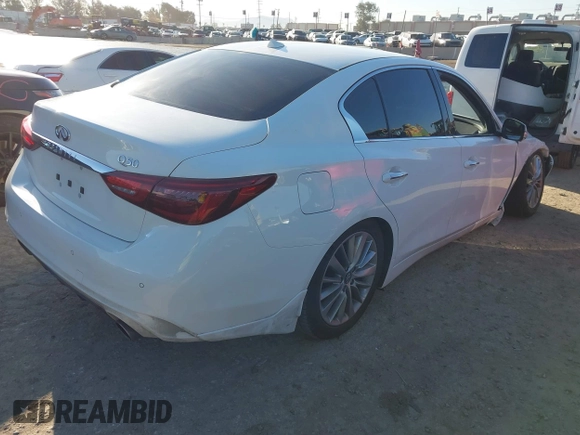 2021 Infiniti Q50 3.0t LUXE with VIN JN1EV7BP1MM706731, listed as a IAAI auction lot 41759557 with 30,907 mi miles. Bid and sale history available at carsss.com. Image 4.