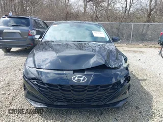 2022 Hyundai Elantra SEL with VIN KMHLM4AGXNU272717, listed as a IAAI auction lot 41879304 with 55,680 mi miles and . Bid and sale history available at DreamBid. Image 12.