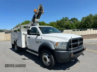 2015 Ram 4500 z VIN 3C7WRKAJ3FG698050, wystawiony jako Copart lot #59708305 z przebiegiem 82 859 mil mil oraz Czysty tytuł • Clean title. Historia ofert i sprzedaży dostępna na DreamBid. Obrazek 4.
