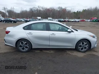 2019 Kia Forte LXS with VIN 3KPF24AD5KE125406, listed as a IAAI auction lot 41946484 with 43,391 mi miles and . Bid and sale history available at carsss.com. Image 13.