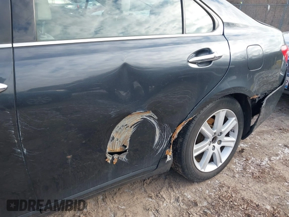 2007 Lexus ES 330 with VIN JTHBJ46G772130632, listed as a IAAI auction lot 41559899 with 177,729 mi miles and . Bid and sale history available at DreamBid. Image 6.