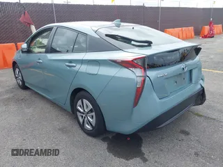 2016 Toyota Prius Four z VIN JTDKARFU8G3018145, wystawiony jako IAAI lot #42195308 z przebiegiem 87 649 mil mil oraz . Historia ofert i sprzedaży dostępna na DreamBid. Obrazek 3.