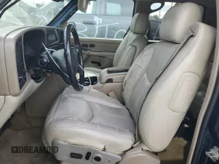 2006 Chevrolet Suburban Z71 with VIN 3GNFK16Z76G121572, listed as a Copart auction lot 52029065 with 170,305 mi miles and Salvage Title. Bid and sale history available at carsss.com. Image 7.