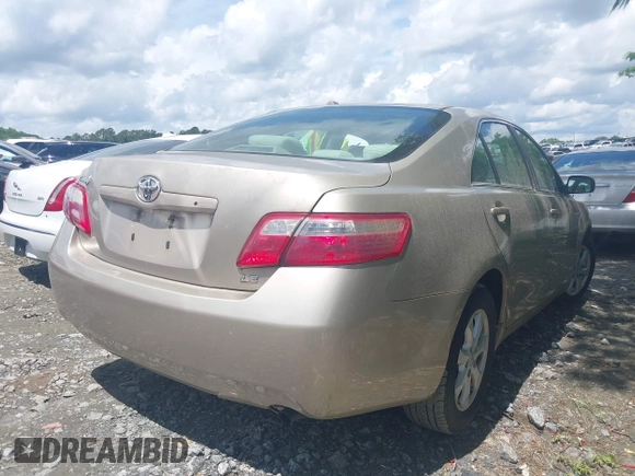 2009 Toyota Camry z VIN 4T1BE46K99U862998, wystawiony jako IAAI lot #42254132 z przebiegiem 180 000 mil mil oraz . Historia ofert i sprzedaży dostępna na DreamBid. Obrazek 4.