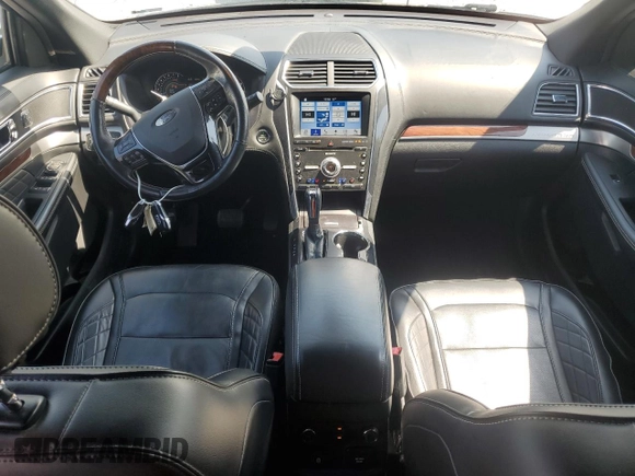 2017 Ford Explorer Platinum z VIN 1FM5K8HT9HGD05220, wystawiony jako Copart lot #60704795 z przebiegiem 59 128 mil mil oraz Szkoda całkowita • Salvage title. Historia ofert i sprzedaży dostępna na DreamBid. Obrazek 8.