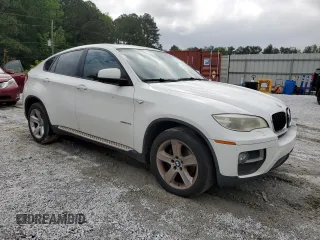 2014 BMW X6 xDrive35i z VIN 5UXFG2C5XE0C43042, wystawiony jako Copart lot #56151565 z przebiegiem Nie podano mil oraz Tytuł czysty. Historia ofert i sprzedaży dostępna na DreamBid. Obrazek 4.