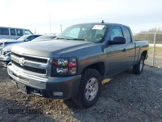 2011 Chevrolet Silverado 1500 LT with VIN 1GCRKSE31BZ279036, listed as a IAAI auction lot 41597291 with 293,576 mi miles and . Bid and sale history available at DreamBid. Image 2.