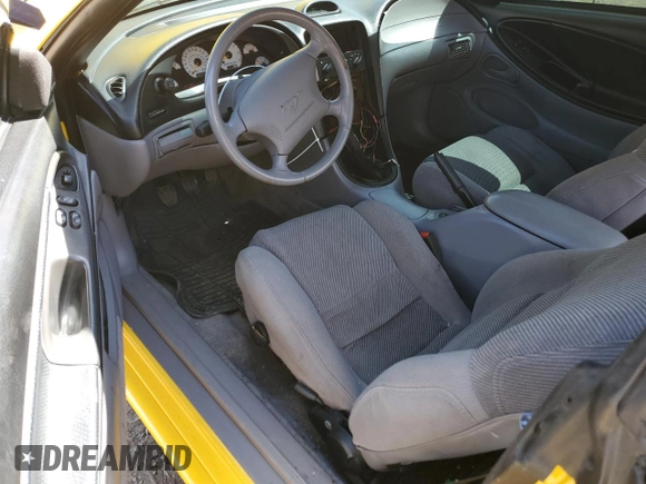 1994 Ford Mustang GT z VIN 1FALP42TXRF174505, wystawiony jako Copart lot #56387495 z przebiegiem 46 867 mil mil oraz Szkoda całkowita • Salvage title. Historia ofert i sprzedaży dostępna na DreamBid. Obrazek 8.