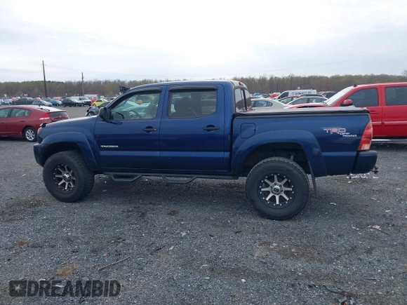 2008 Toyota Tacoma PreRunner with VIN 5TEJU62N58Z561553, listed as a IAAI auction lot 41943130 with 192,731 mi miles. Bid and sale history available at carsss.com. Image 14.