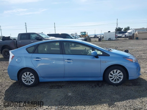 2012 Toyota Prius z VIN JTDKN3DP0C3017886, wystawiony jako IAAI lot #41966038 z przebiegiem 41 923 mil mil oraz . Historia ofert i sprzedaży dostępna na DreamBid. Obrazek 13.