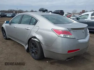 2009 Acura TL Tech with VIN 19UUA86519A013039, listed as a IAAI auction lot 41656570 with 241,217 mi miles. Bid and sale history available at carsss.com. Image 17.