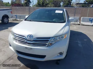 2010 Toyota Venza with VIN 4T3BK3BB0AU034844, listed as a IAAI auction lot 41966143 with 235,898 mi miles. Bid and sale history available at carsss.com. Image 6.