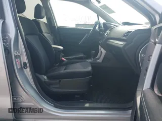 2014 Subaru Forester 2.5i Premium with VIN JF2SJAEC0EH516268, listed as a IAAI auction lot 42102665 with 162,561 mi miles. Bid and sale history available at carsss.com. Image 5.