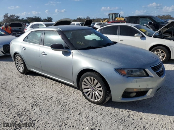 2010 Saab 9-5 Aero with VIN YS3GR4BJ9A4002396, listed as a Copart auction lot 76917424 with 0 mi miles and Salvage Title. Bid and sale history available at carsss.com. Image 4.