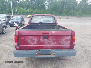 1996 Dodge Dakota z VIN 1B7FL26P3TS551971, wystawiony jako IAAI lot #42441145 z przebiegiem 131 063 mil mil oraz . Historia ofert i sprzedaży dostępna na DreamBid. Obrazek 15.