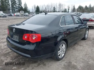 2007 Volkswagen Jetta 2.5 с VIN 3VWRF71K77M120154, выставлен на аукционе IAAI как лот 41629030 с пробегом 176 763 миль миль и . История ставок и продаж доступна на DreamBid. Изображение 4.