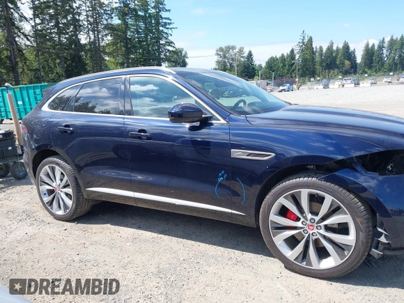 2022 Jaguar F-Pace S with VIN SADCJ2EX4NA700492, listed as a IAAI auction lot 42702992 with 24,716 mi miles and . Bid and sale history available at DreamBid. Image 13.