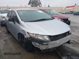 2014 Honda Civic LX z VIN 19XFB2F5XEE232137, wystawiony jako IAAI lot #41493909 z przebiegiem 159 086 mil mil oraz . Historia ofert i sprzedaży dostępna na DreamBid. Obrazek 1.