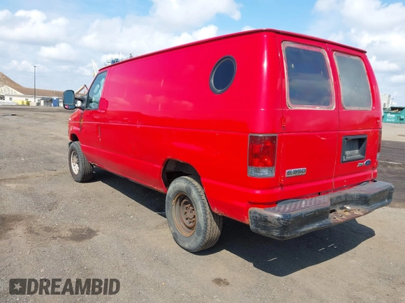 2010 Ford Econoline Cargo Super Duty Commercial with VIN 1FTSE3EL8ADA45826, listed as a IAAI auction lot 42013058 with 357,976 mi miles and . Bid and sale history available at DreamBid. Image 3.