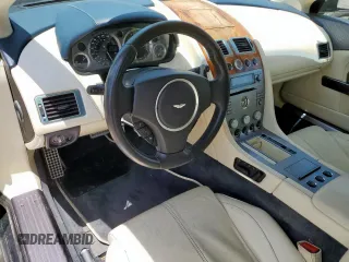 2007 Aston Martin DB9 z VIN SCFAD02A57GB08568, wystawiony jako Copart lot #57238375 z przebiegiem 41 255 mil mil oraz Tytuł czysty. Historia ofert i sprzedaży dostępna na DreamBid. Obrazek 9.