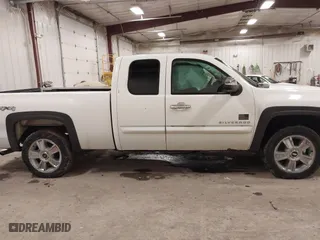 2012 Chevrolet Silverado 1500 LT with VIN 1GCRKSE73CZ336373, listed as a IAAI auction lot 41699061 with 193,651 mi miles. Bid and sale history available at carsss.com. Image 13.