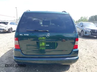 2000 Mercedes-Benz M 320/430/500 z VIN 4JGAB54E9YA180890, wystawiony jako IAAI lot #42151065 z przebiegiem 98 866 mil mil oraz . Historia ofert i sprzedaży dostępna na DreamBid. Obrazek 16.