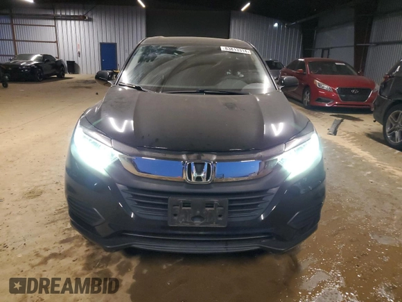 2022 Honda HR-V LX with VIN 3CZRU6H38NM744845, listed as a Copart auction lot 83813314 with 37,794 mi miles and Salvage Title. Bid and sale history available at carsss.com. Image 5.