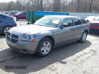 2005 Dodge Magnum SE with VIN 2D4FV48VX5H117187, listed as a IAAI auction lot 41569678 with 138,600 mi miles and . Bid and sale history available at carsss.com. Image 2.