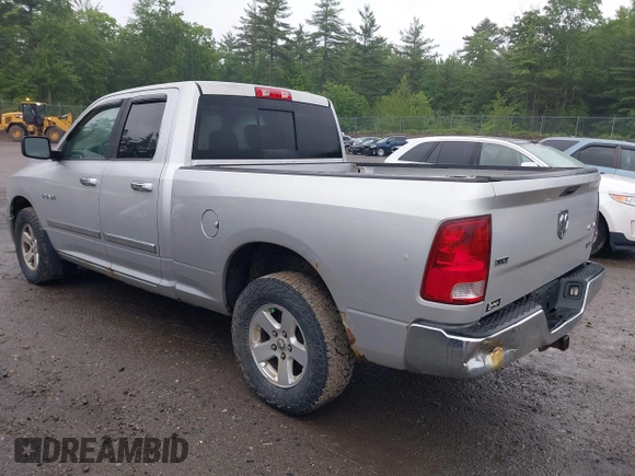 2010 Dodge 1500 SLT z VIN 1D7RV1GP2AS159888, wystawiony jako IAAI lot #42522234 z przebiegiem 218 774 mil mil oraz . Historia ofert i sprzedaży dostępna na DreamBid. Obrazek 3.
