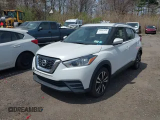 2019 Nissan Kicks S with VIN 3N1CP5CU3KL484582, listed as a IAAI auction lot 42087860 with 136,853 mi miles and . Bid and sale history available at carsss.com. Image 17.