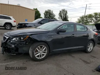 2013 Kia Optima LX z VIN 5XXGM4A73DG236538, wystawiony jako Copart lot #54799965 z przebiegiem 176 640 mil mil oraz Szkoda całkowita • Salvage title. Historia ofert i sprzedaży dostępna na DreamBid. Obrazek 1.